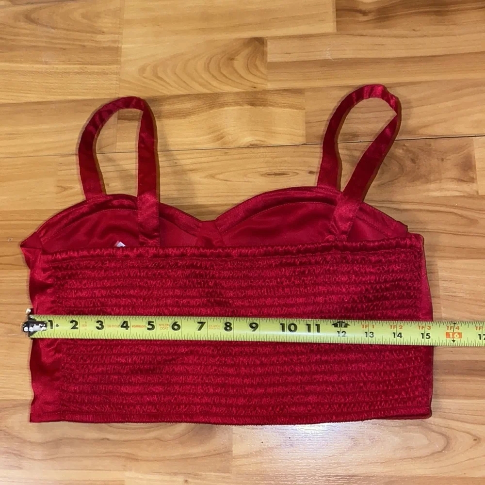 Red Halter Crop Top  size large NWT BOG - Picture 5 of 7